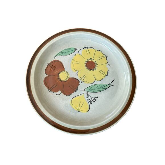 Vintage Hand Painted Stoneware Dinner Plate (3) Floral Design Retro Kitchenware - Picture 2 of 8